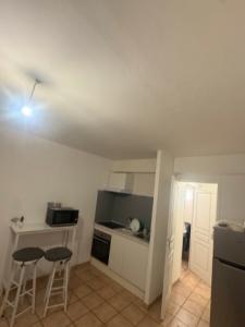 Louer Appartement 23 m2 Marseille-3eme-arrondissement