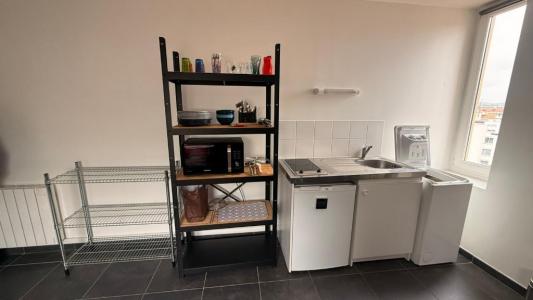 For rent Lyon-7eme-arrondissement 1 room 14 m2 Rhone (69007) photo 1