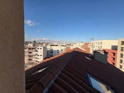 For rent Lyon-7eme-arrondissement 1 room 14 m2 Rhone (69007) photo 4