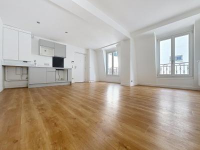 For rent Paris-8eme-arrondissement 2 rooms 47 m2 Paris (75008) photo 1