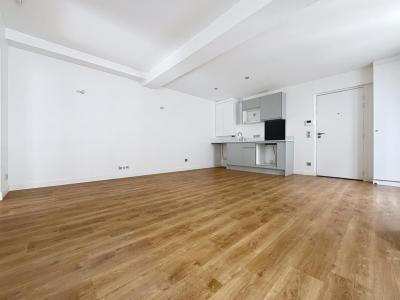 For rent Paris-8eme-arrondissement 2 rooms 47 m2 Paris (75008) photo 3