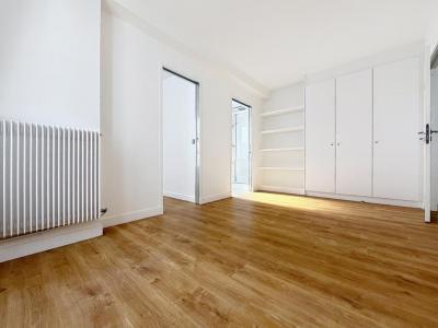 For rent Paris-8eme-arrondissement 2 rooms 47 m2 Paris (75008) photo 4
