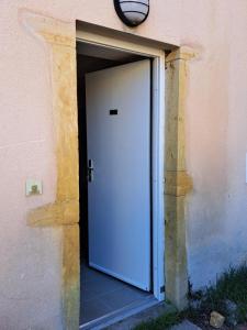 Annonce Location Appartement Charlieu 42