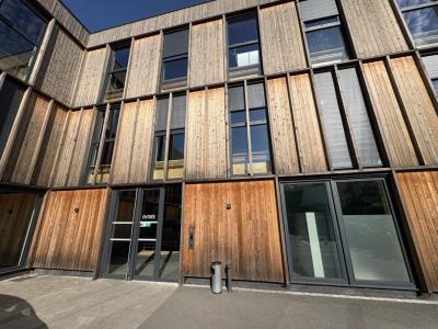 For rent Villeneuve-d'ascq 517 m2 Nord (59491) photo 2