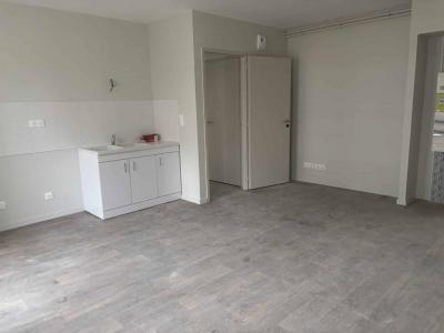 For rent Saint-florentin 1 room 28 m2 Yonne (89600) photo 1