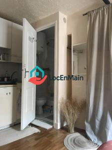 For rent Paris-13eme-arrondissement 1 room 13 m2 Paris (75013) photo 3