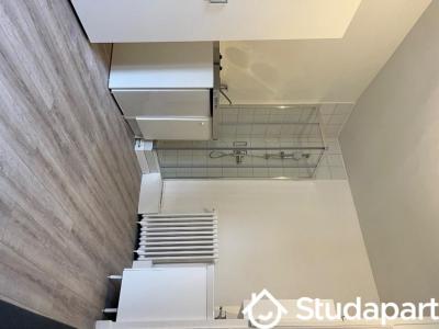 For rent Paris-17eme-arrondissement 1 room 13 m2 Paris (75017) photo 4