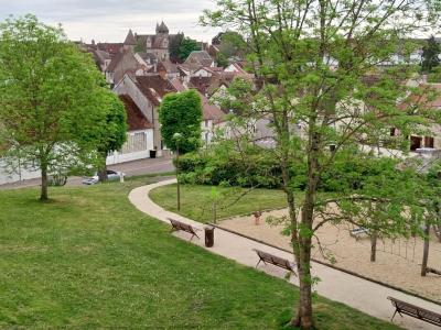 Louer Appartement 76 m2 Arnay-le-duc