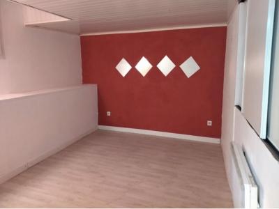 For rent Persan 2 rooms 25 m2 Val d'Oise (95340) photo 2