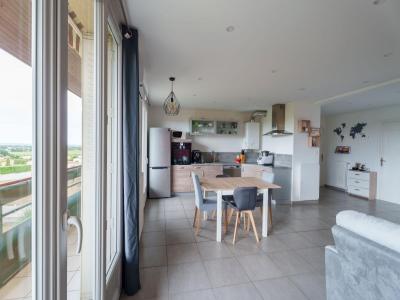 Acheter Appartement Saint-bonnet-de-mure 245000 euros