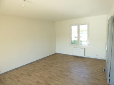 For rent Aubigny-sur-nere 4 rooms 77 m2 Cher (18700) photo 3