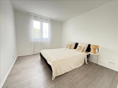 Louer Appartement Evry 1200 euros