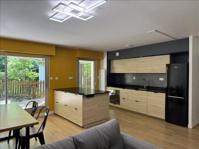 For rent Nantes 4 rooms 90 m2 Loire atlantique (44100) photo 0