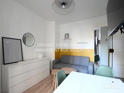 Louer Appartement Courbevoie 830 euros