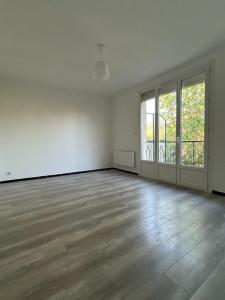 For rent Avignon 3 rooms 59 m2 Vaucluse (84000) photo 0