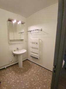 For rent Sartrouville 2 rooms 54 m2 Yvelines (78500) photo 4