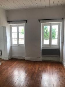 For rent Langoiran 3 rooms 90 m2 Gironde (33550) photo 0