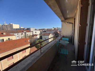 For sale Clermont-ferrand 4 rooms 70 m2 Puy de dome (63000) photo 2