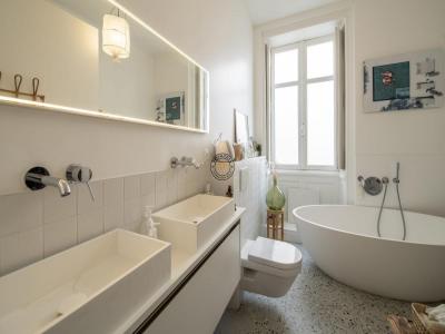 For sale Nantes 4 rooms 120 m2 Loire atlantique (44000) photo 4