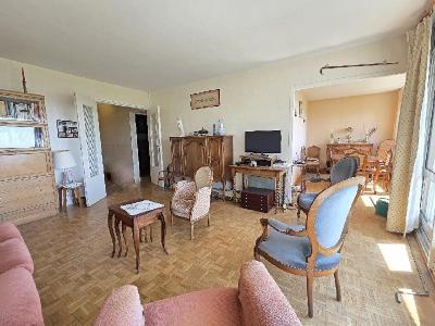 For sale 4 rooms 75 m2 Oise (60180) photo 0