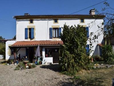 For sale 6 rooms 178 m2 Charente (16230) photo 0