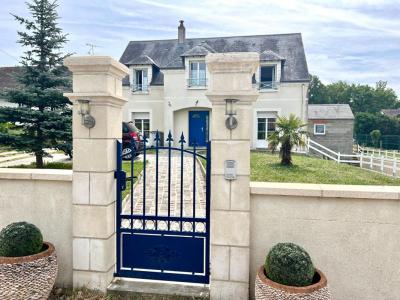For sale Naveil 7 rooms 147 m2 Loir et cher (41100) photo 0