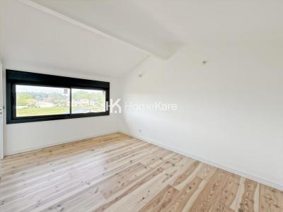 For sale Leognan 4 rooms 110 m2 Gironde (33850) photo 4