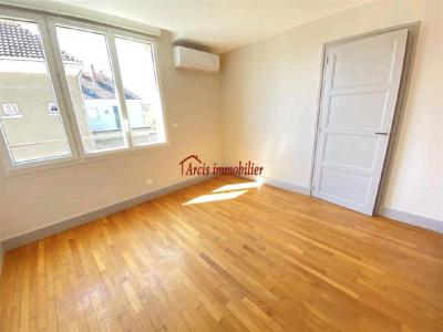 Louer Appartement 98 m2 Arcis-sur-aube