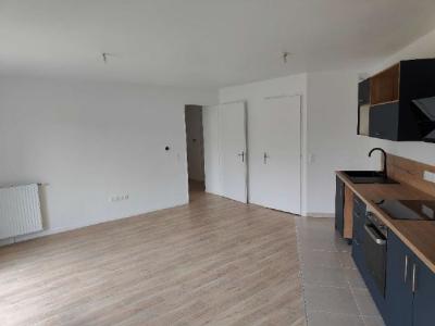 For rent Guyancourt 4 rooms 79 m2 Yvelines (78280) photo 1