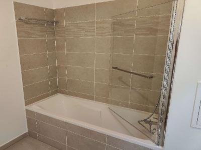 For rent Guyancourt 4 rooms 79 m2 Yvelines (78280) photo 3