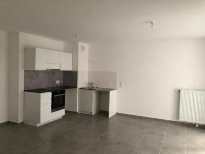 For rent Ozoir-la-ferriere 2 rooms 46 m2 Seine et marne (77330) photo 3