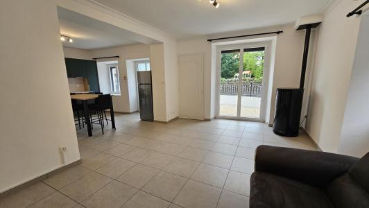 Louer Maison Lumbin 1300 euros