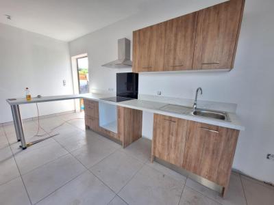 For rent Saint-louis 4 rooms 85 m2 Reunion (97450) photo 2