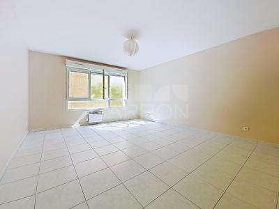 For sale Lyon-7eme-arrondissement 1 room 40 m2 Rhone (69007) photo 1