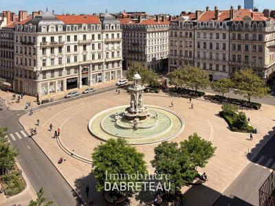 For rent Lyon-2eme-arrondissement 3 rooms 109 m2 Rhone (69002) photo 0