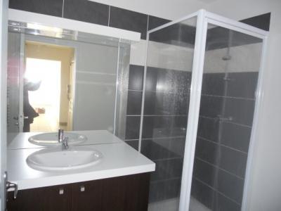 Louer Appartement 67 m2 Saint-jean