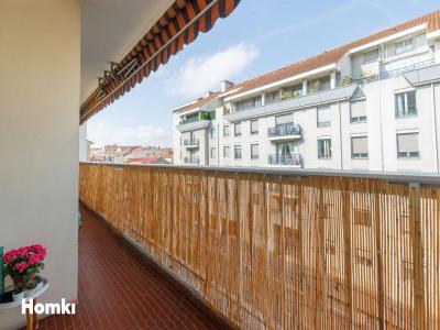 For sale Villeurbanne 4 rooms 90 m2 Rhone (69100) photo 3