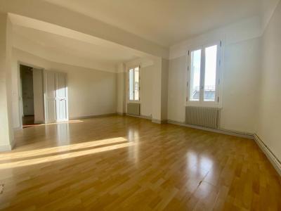 For rent Avignon 3 rooms 67 m2 Vaucluse (84000) photo 0