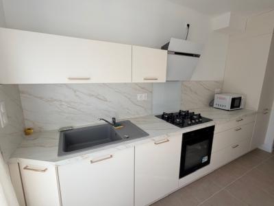 For rent Saint-loubes 1 room 15 m2 Gironde (33450) photo 3
