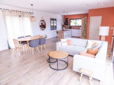 For sale SOMMIEROIS 5 rooms 146 m2 Gard (30260) photo 3