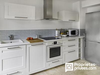 For sale Sainte-maxime 5 rooms 150 m2 Var (83120) photo 4