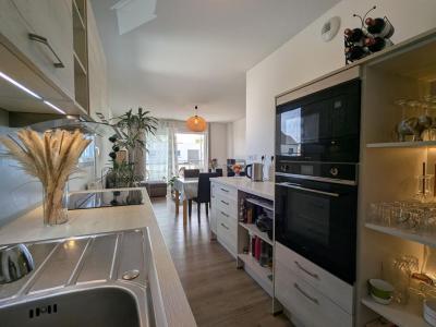 For sale Vannes 3 rooms 64 m2 Morbihan (56000) photo 1