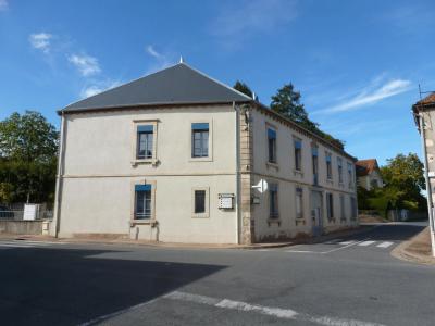 For rent Bellenaves 3 rooms 64 m2 Allier (03330) photo 2