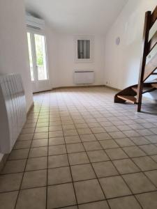 Louer Appartement Thueyts 348 euros