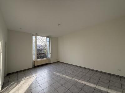For rent Lyon-6eme-arrondissement 2 rooms 57 m2 Rhone (69006) photo 0