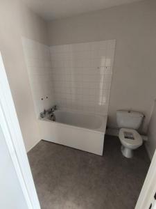 For rent Chaumont 1 room 32 m2 Haute marne (52000) photo 2
