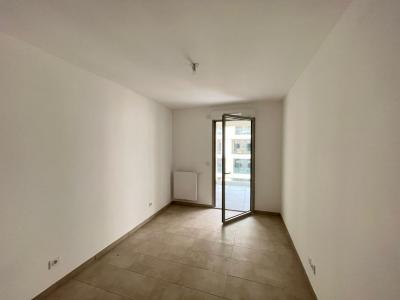For rent Aix-en-provence 3 rooms 70 m2 Bouches du Rhone (13090) photo 4