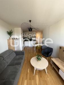 For rent Lyon-4eme-arrondissement 3 rooms 54 m2 Rhone (69004) photo 3