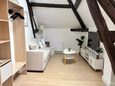 For rent Etampes 1 room 25 m2 Essonne (91150) photo 0
