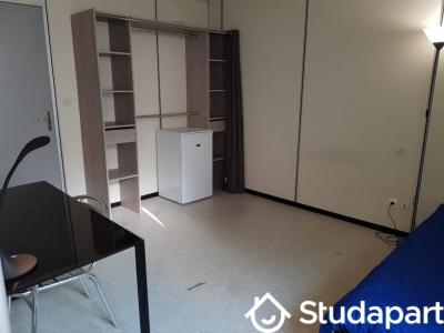 Louer Appartement Orleans 400 euros